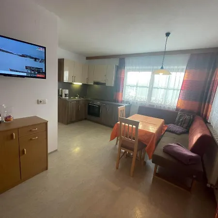 Gaestehaus Glaagut - Familie Hain