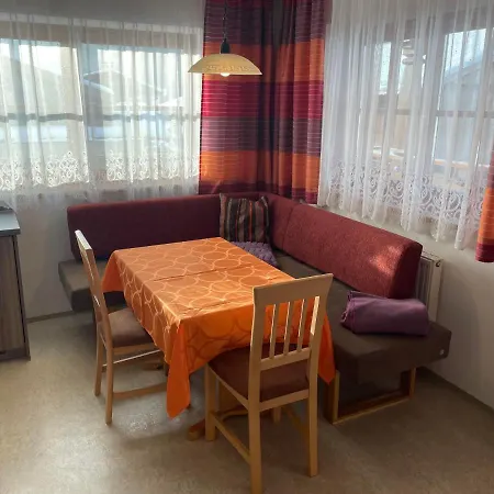 Gästehaus Glaagut - Familie Hain