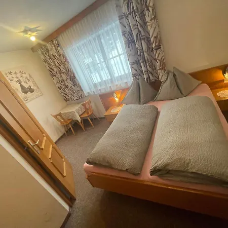 Gaestehaus Glaagut - Familie Hain Farmház *