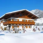 Gaestehaus Glaagut - Familie Hain