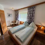 Gaestehaus Glaagut - Familie Hain Lantgård Hochfilzen