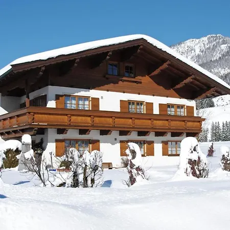 Gaestehaus Glaagut - Familie Hain Lantgård Hochfilzen