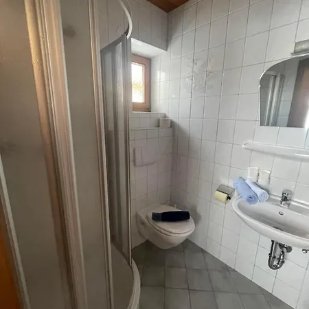 Gaestehaus Glaagut - Familie Hain Lantgård Hochfilzen