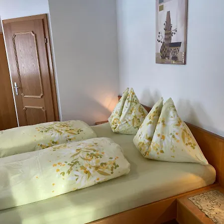 Gaestehaus Glaagut - Familie Hain